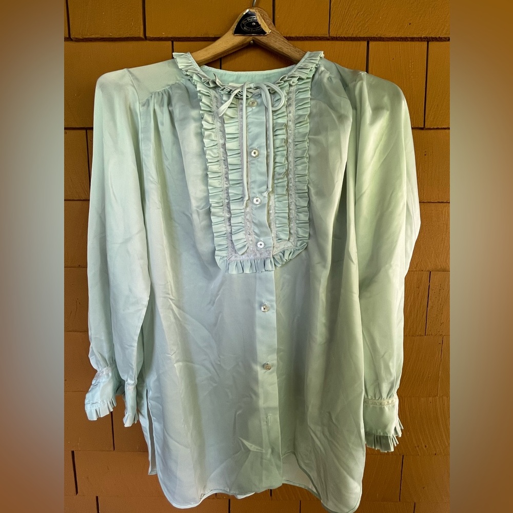 Bliss Barbizon Vintage Top Size Small